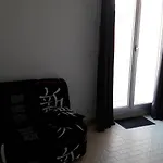 Le Massillon Arenes Centre Apartment