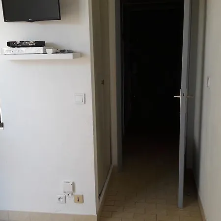 Apartamento Le Massillon Arenes Centre Nimes